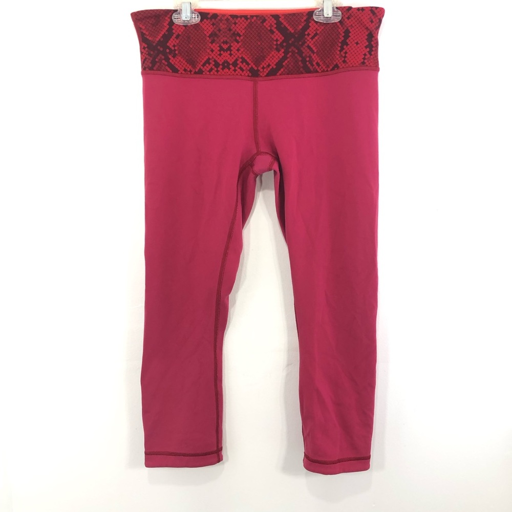 LULULEMON WONDER UNDER REVERSIBLE CAPRIS